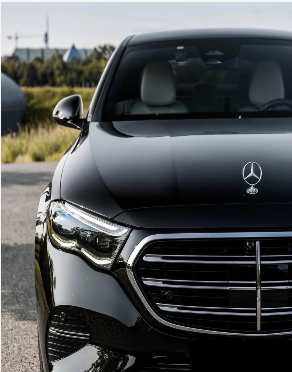 Mercedes E-Class - 2
